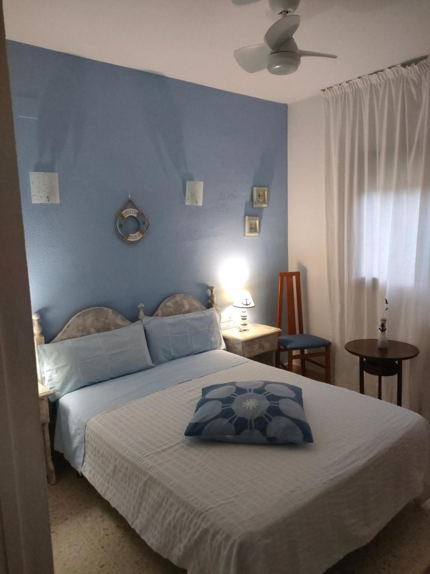 Hostal Los Pinares Lloret de Mar Exterior foto