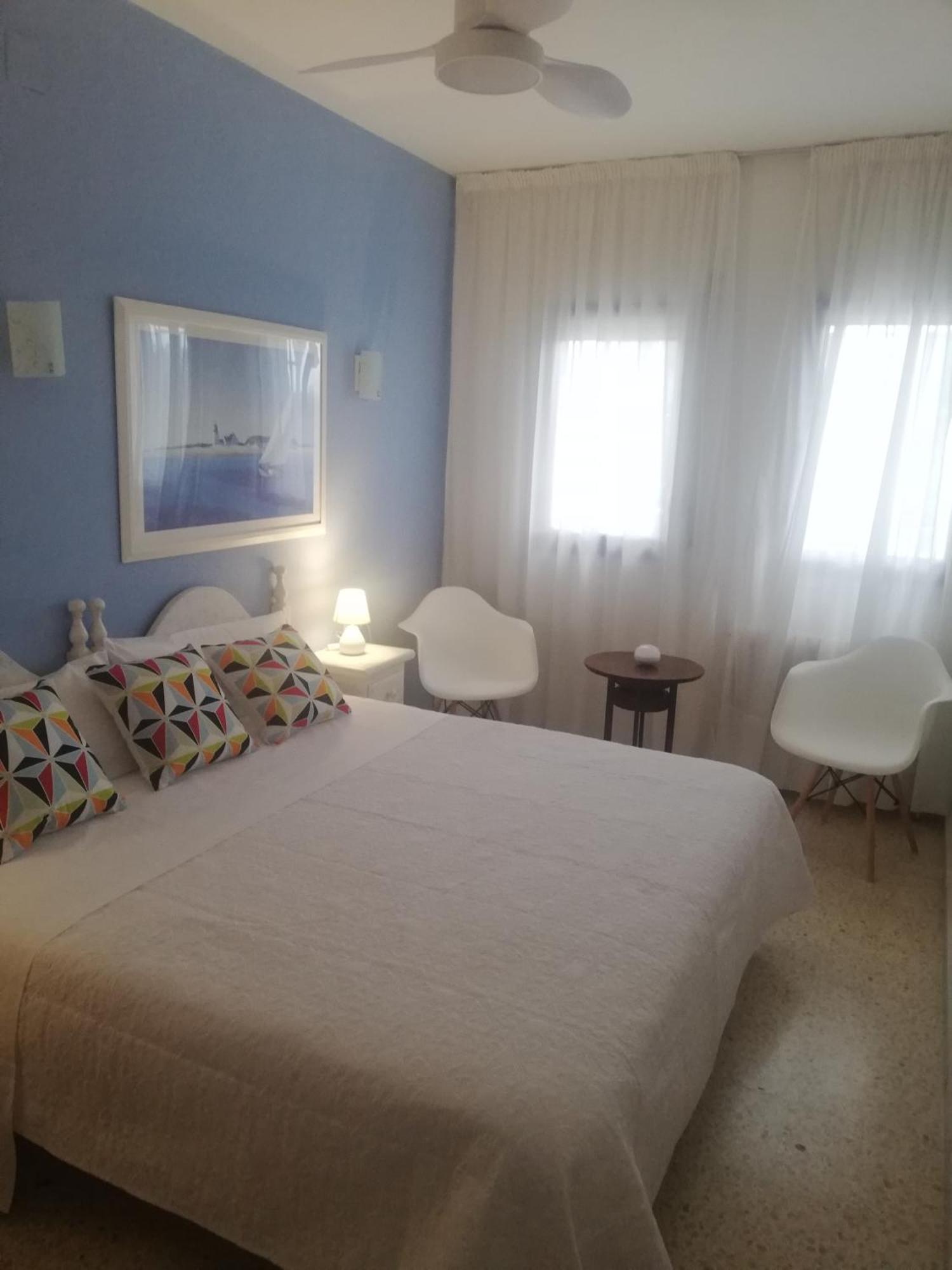 Hostal Los Pinares Lloret de Mar Exterior foto