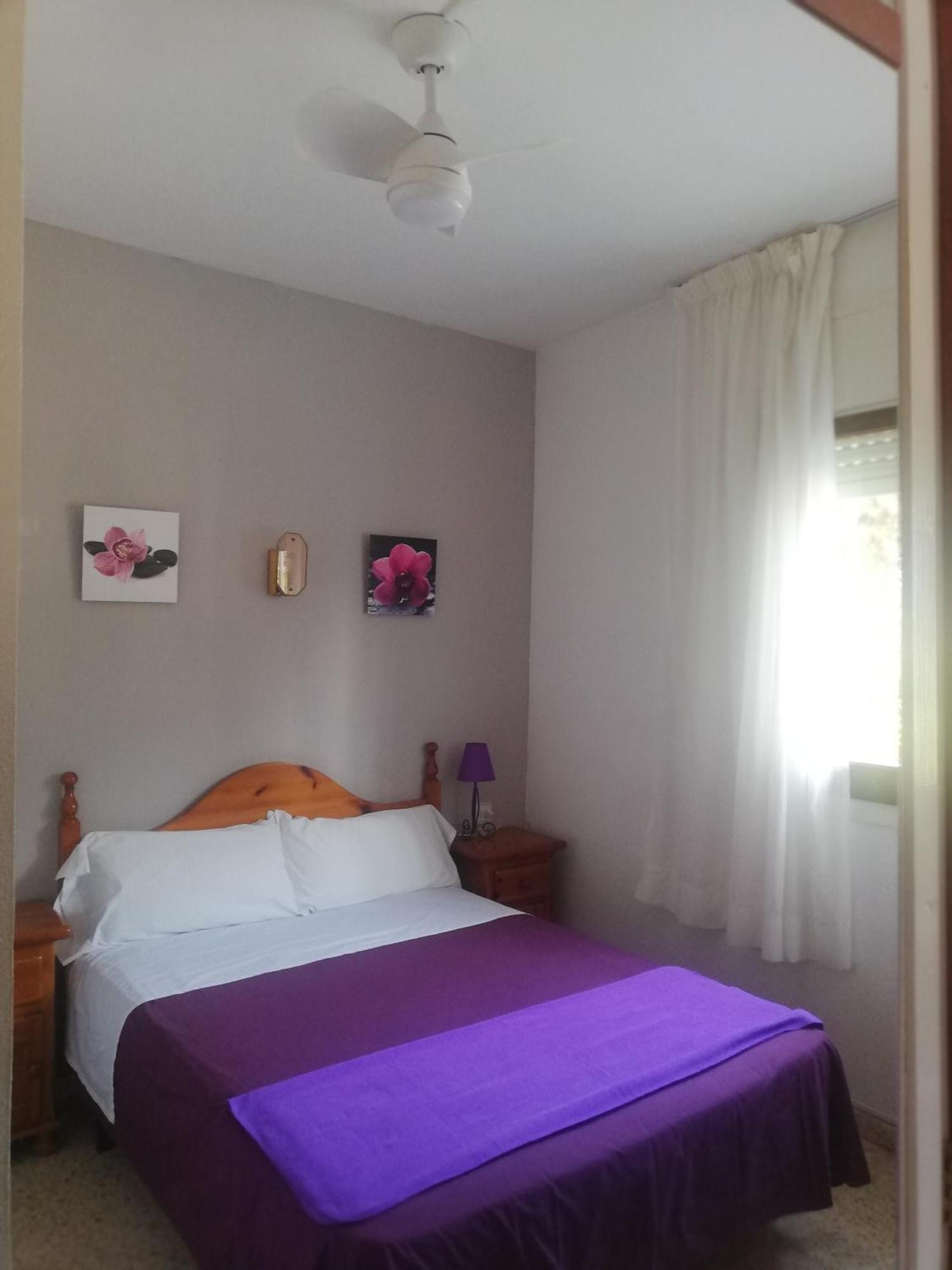 Hostal Los Pinares Lloret de Mar Exterior foto